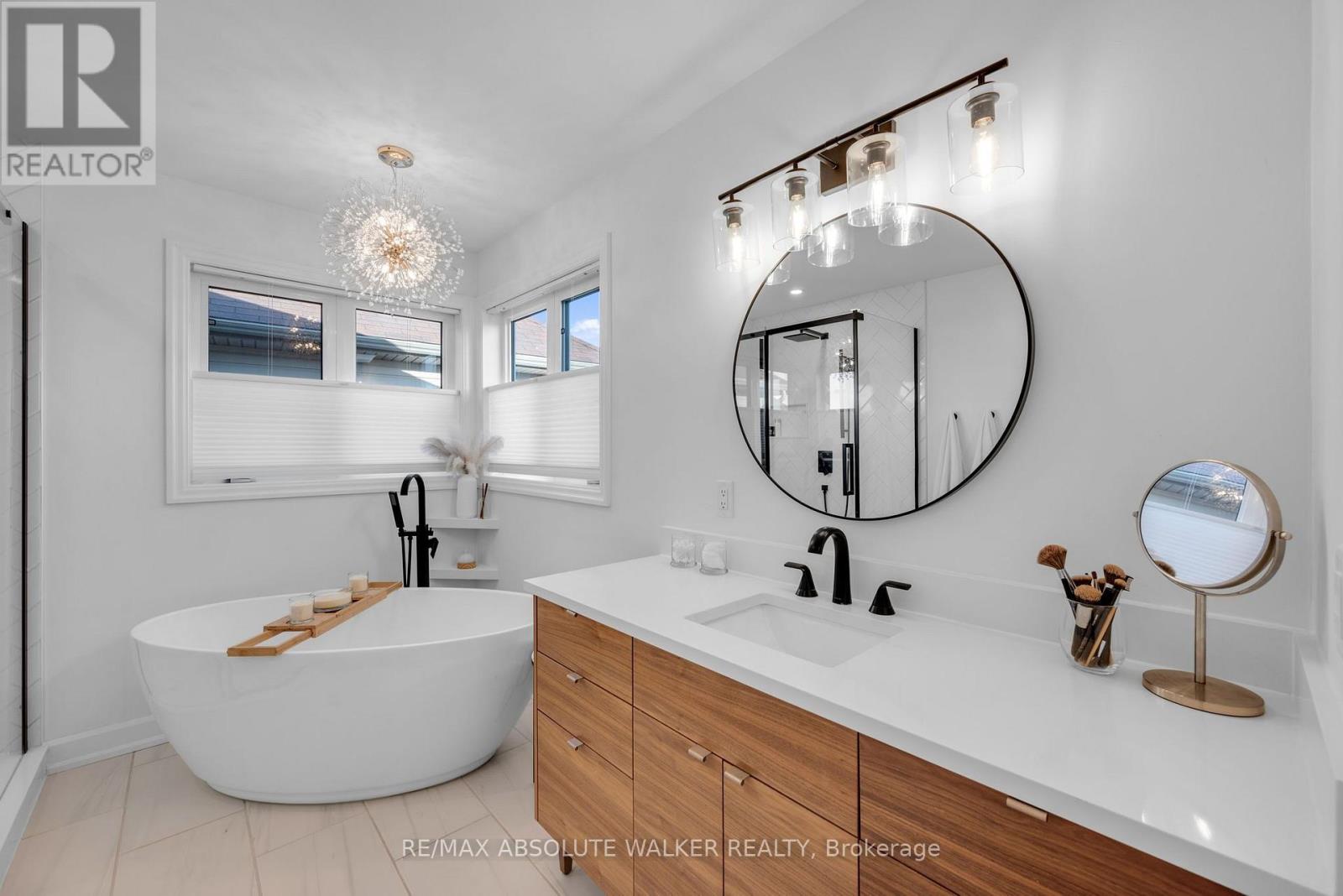 561 SUMMERHILL STREET - Image 20