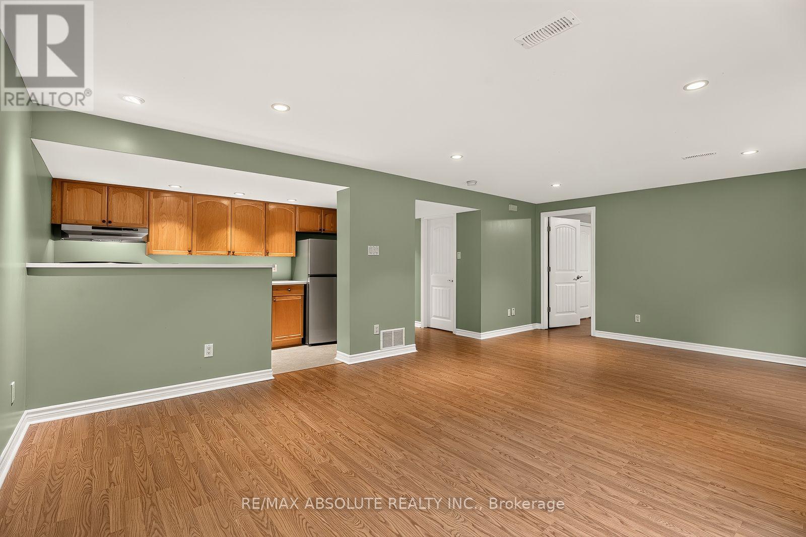 229 MARJAN CRESCENT - 36
