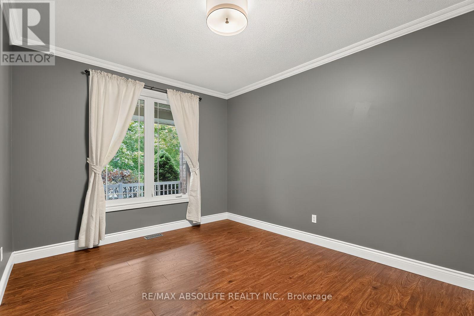 229 MARJAN CRESCENT - 6
