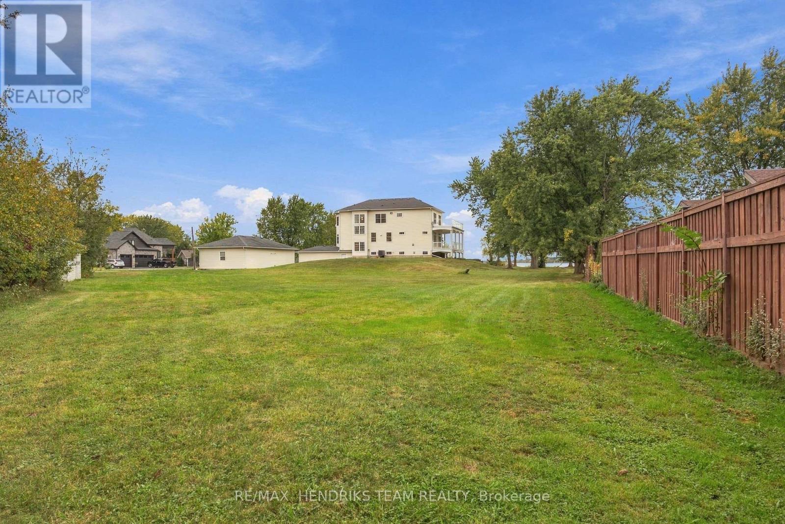 4069 Niagara River Parkway — photo 40