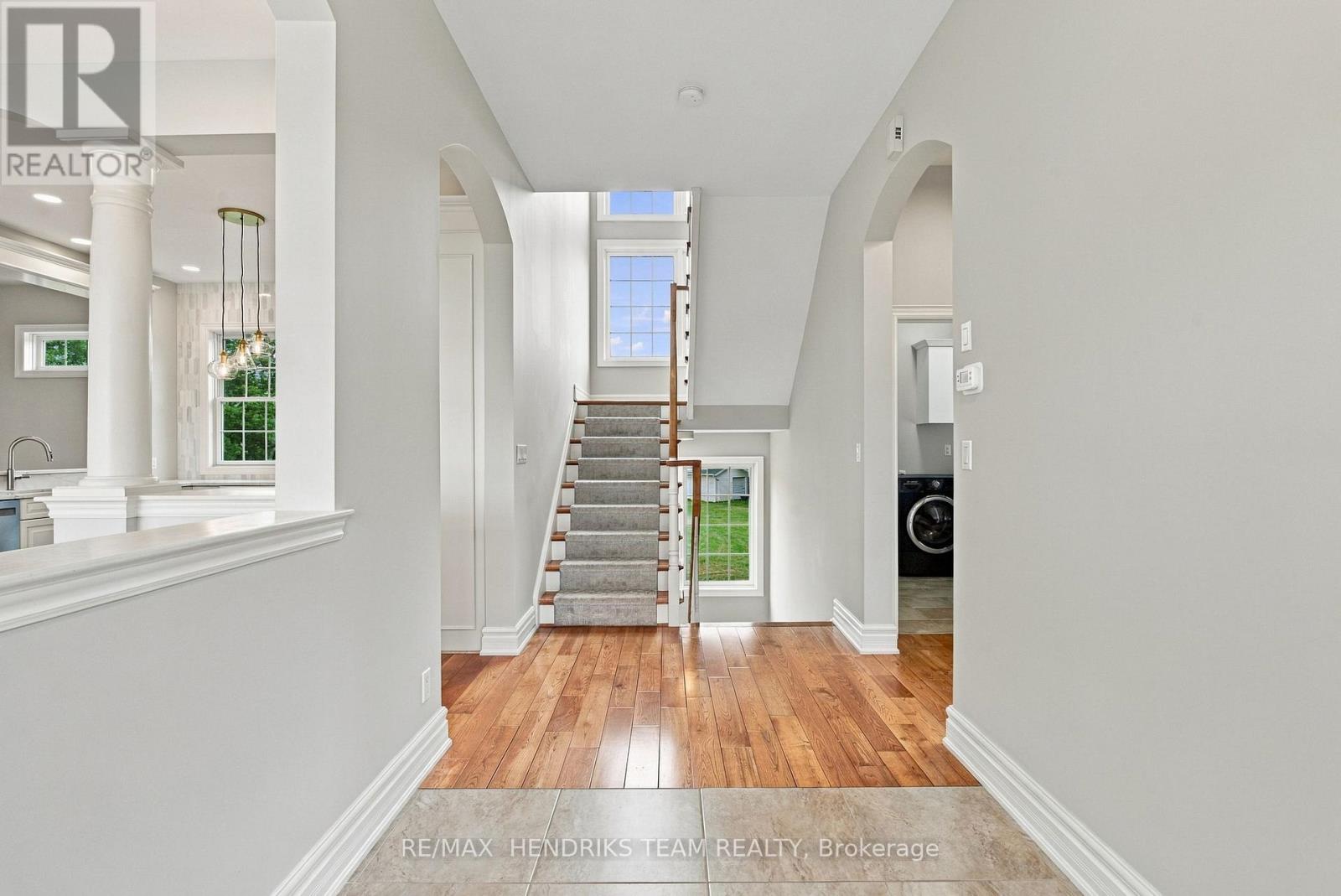 4069 NIAGARA RIVER PARKWAY, Fort Erie (Black Creek) — photo 8