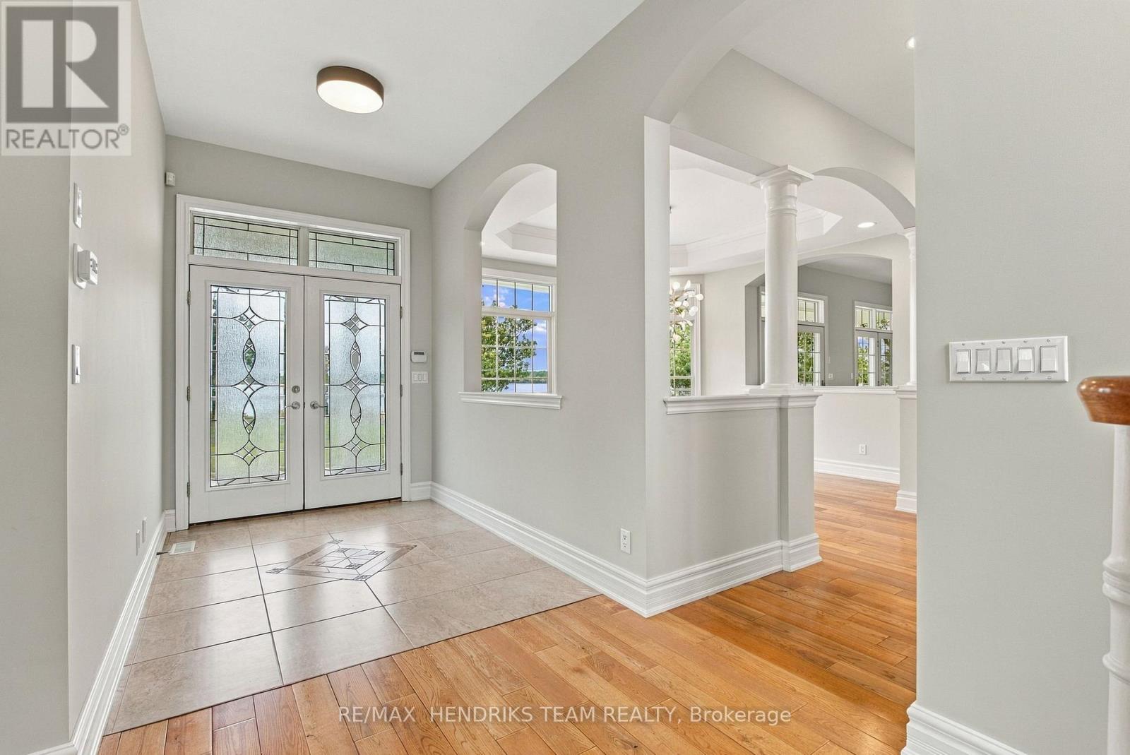 4069 NIAGARA RIVER PARKWAY, Fort Erie (Black Creek) — photo 9
