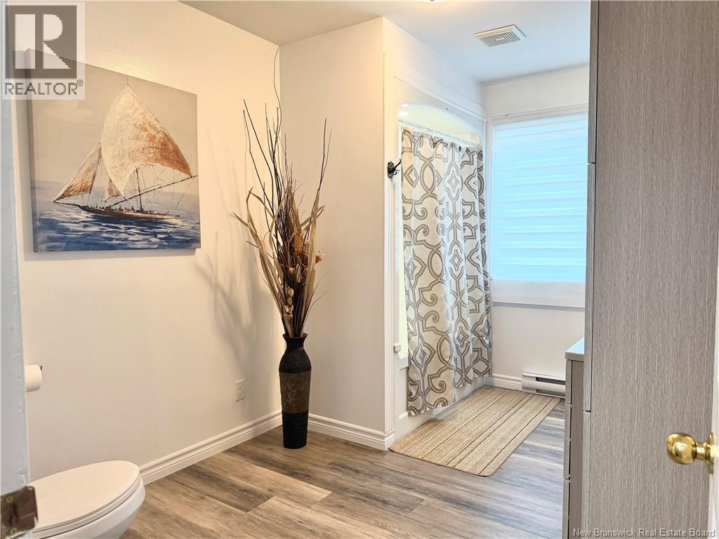 214 Maurice Crescent - Image 21