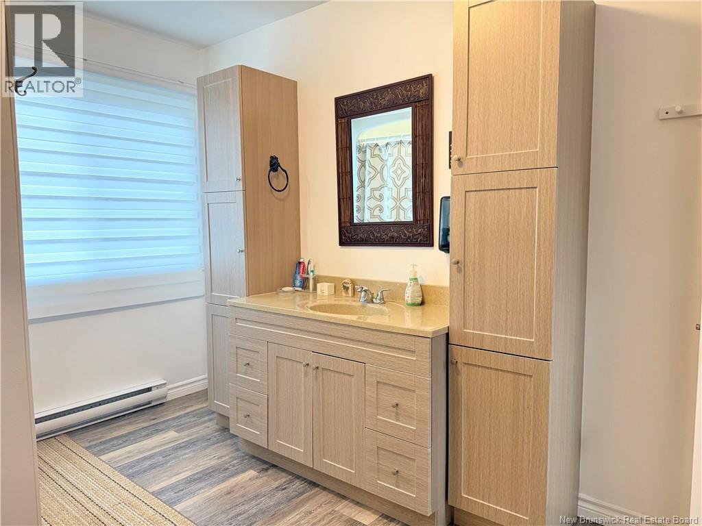 214 Maurice Crescent - Image 23