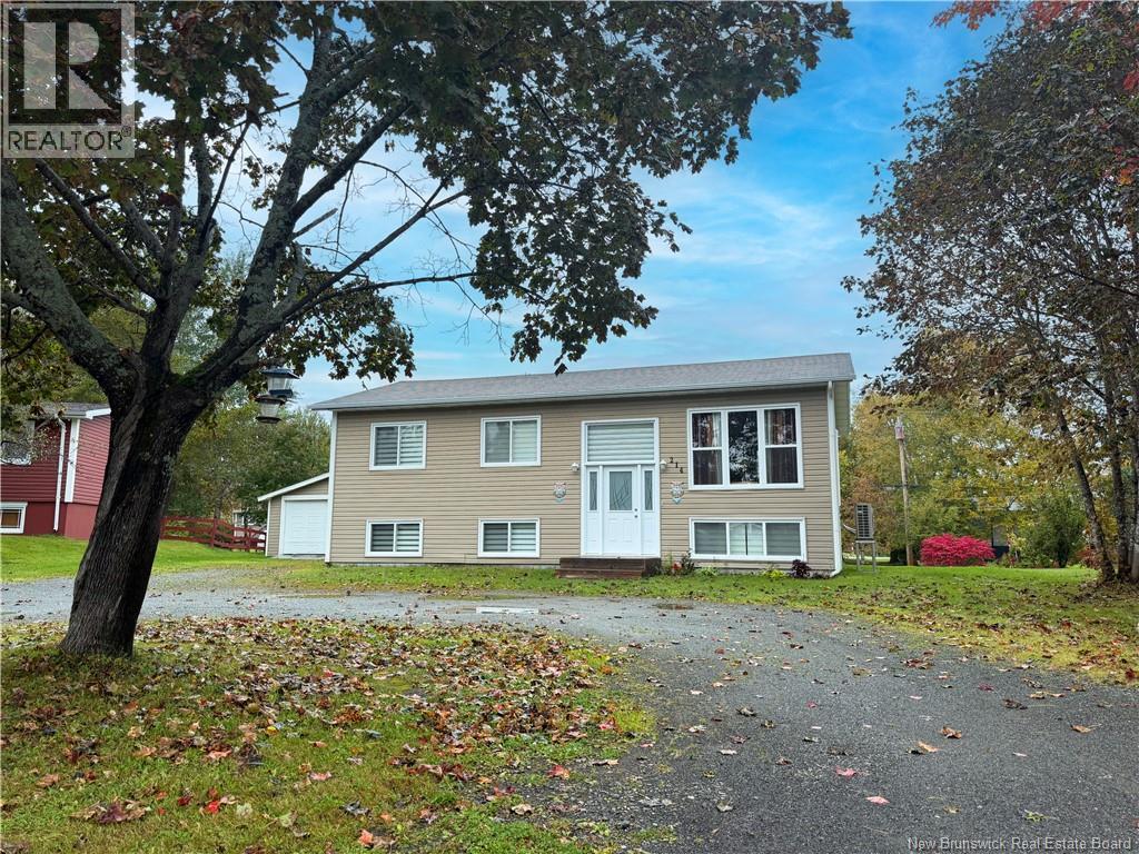 214 Maurice Crescent - Image 3