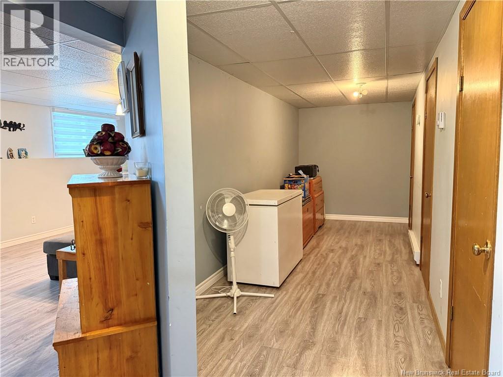 214 Maurice Crescent - Image 35