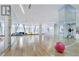 5709 - 14 York Street, Toronto, ON M5J0B1 Photo 10