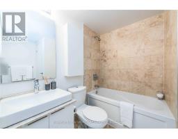 5709 - 14 York Street, Toronto, ON M5J0B1 Photo 29