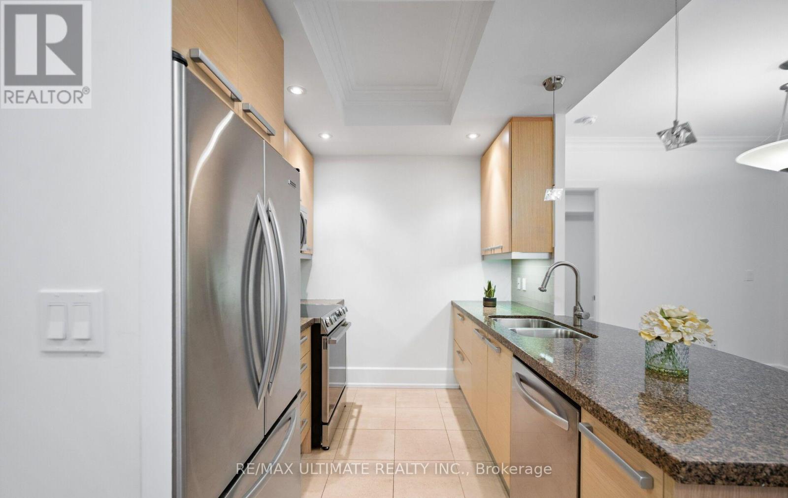 #303C 662 SHEPPARD AVENUE - Image 38
