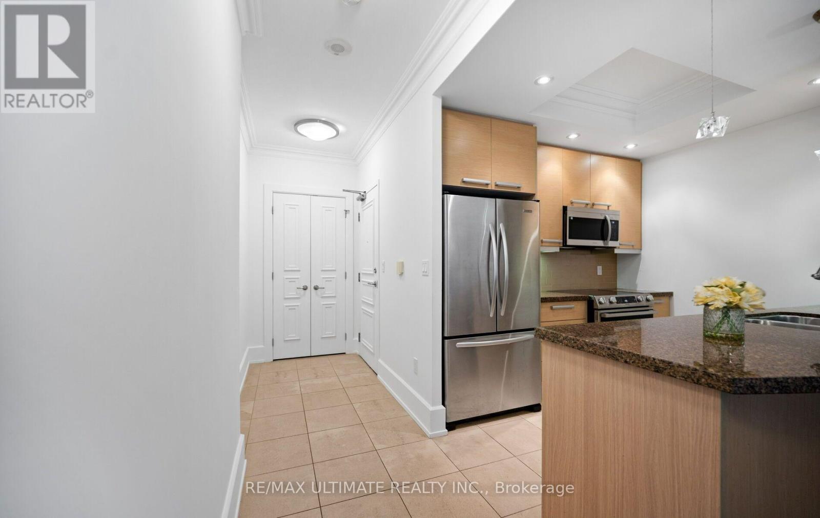 #303C 662 SHEPPARD AVENUE - Image 42