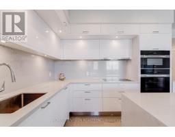 1810 - 30 Inn On The Park Drive, Toronto, ON M3C0P7 Photo 13