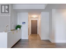 1810 - 30 Inn On The Park Drive, Toronto, ON M3C0P7 Photo 7