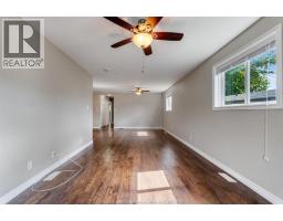 145 Dana, Essex, ON N8M2A3 Photo 9