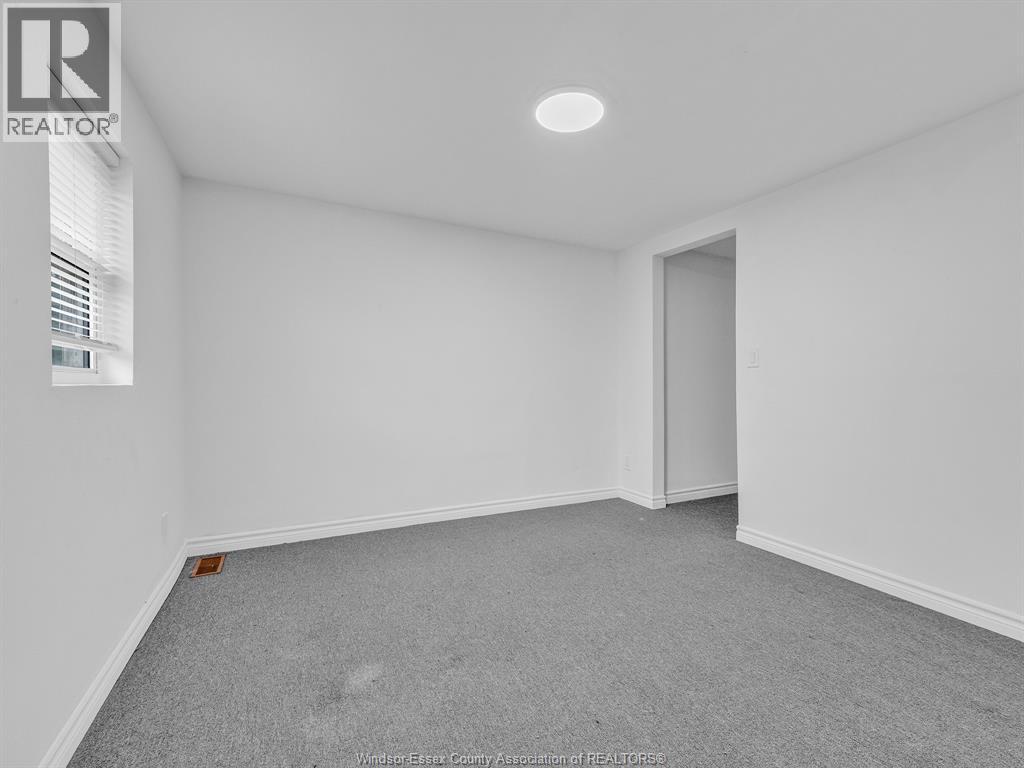 431 WELLINGTON - 27