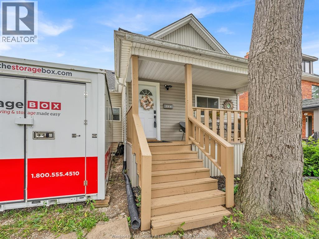 431 WELLINGTON - Image 3
