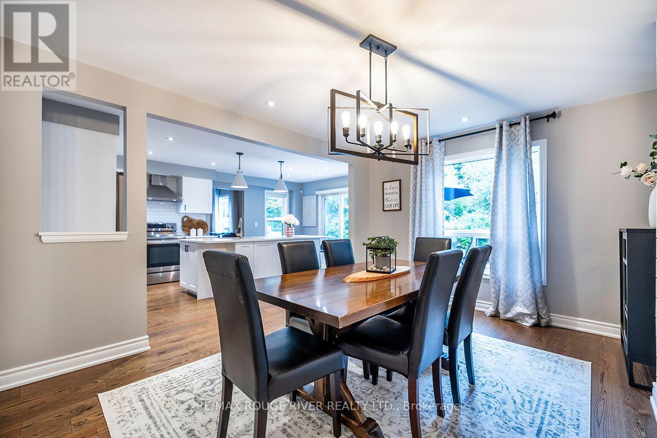37 WYNDFIELD CRESCENT - 15