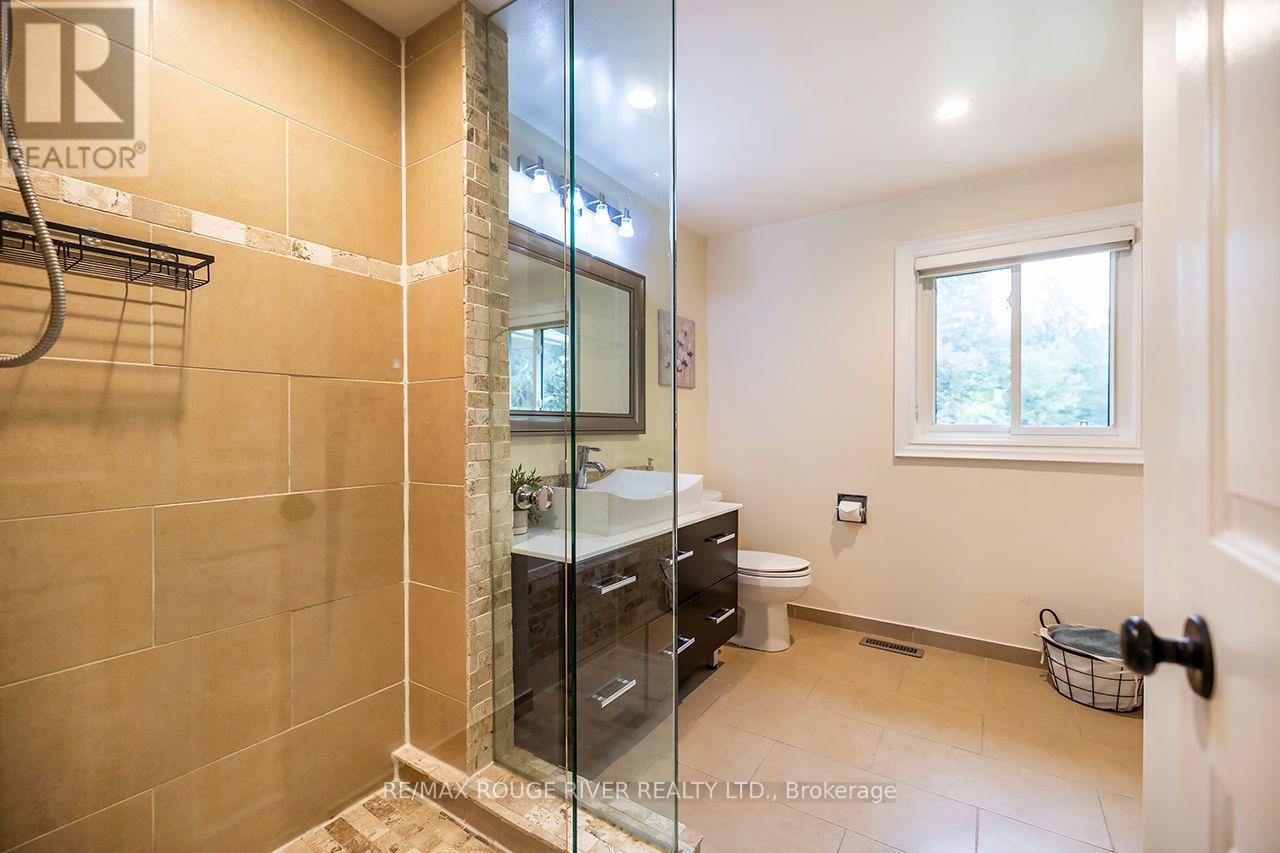 37 Wyndfield Crescent, Whitby, ON photo 24
