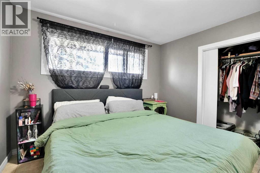 411 33 Avenue NE - 15