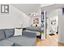 128 Seagreen Way - photo 33