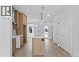 2112 152 Avenue NW - photo 10
