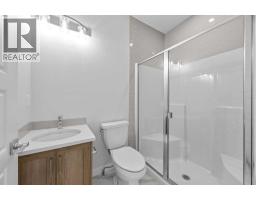 2112 152 Avenue NW - photo 20