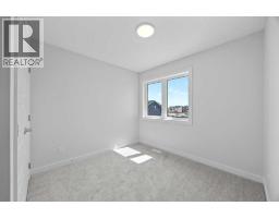 2112 152 Avenue NW - photo 38