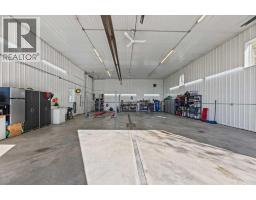 3pc Bathroom - 2256 Township Road 334, Rural Mountain View County, AB T4H4H1 Photo 6