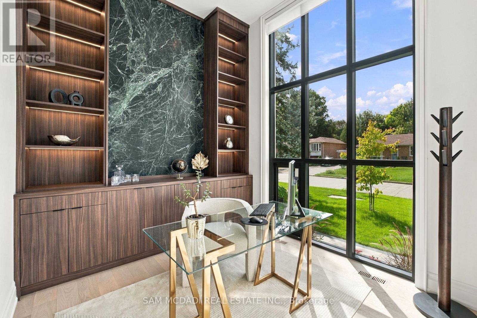 Photo of 6 NORTH HILLS TERRACE