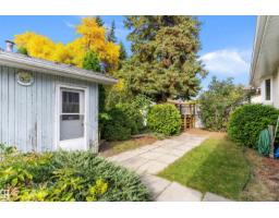 Primary Bedroom - 9126 92 Av, Fort Saskatchewan, AB T8L1A7 Photo 6
