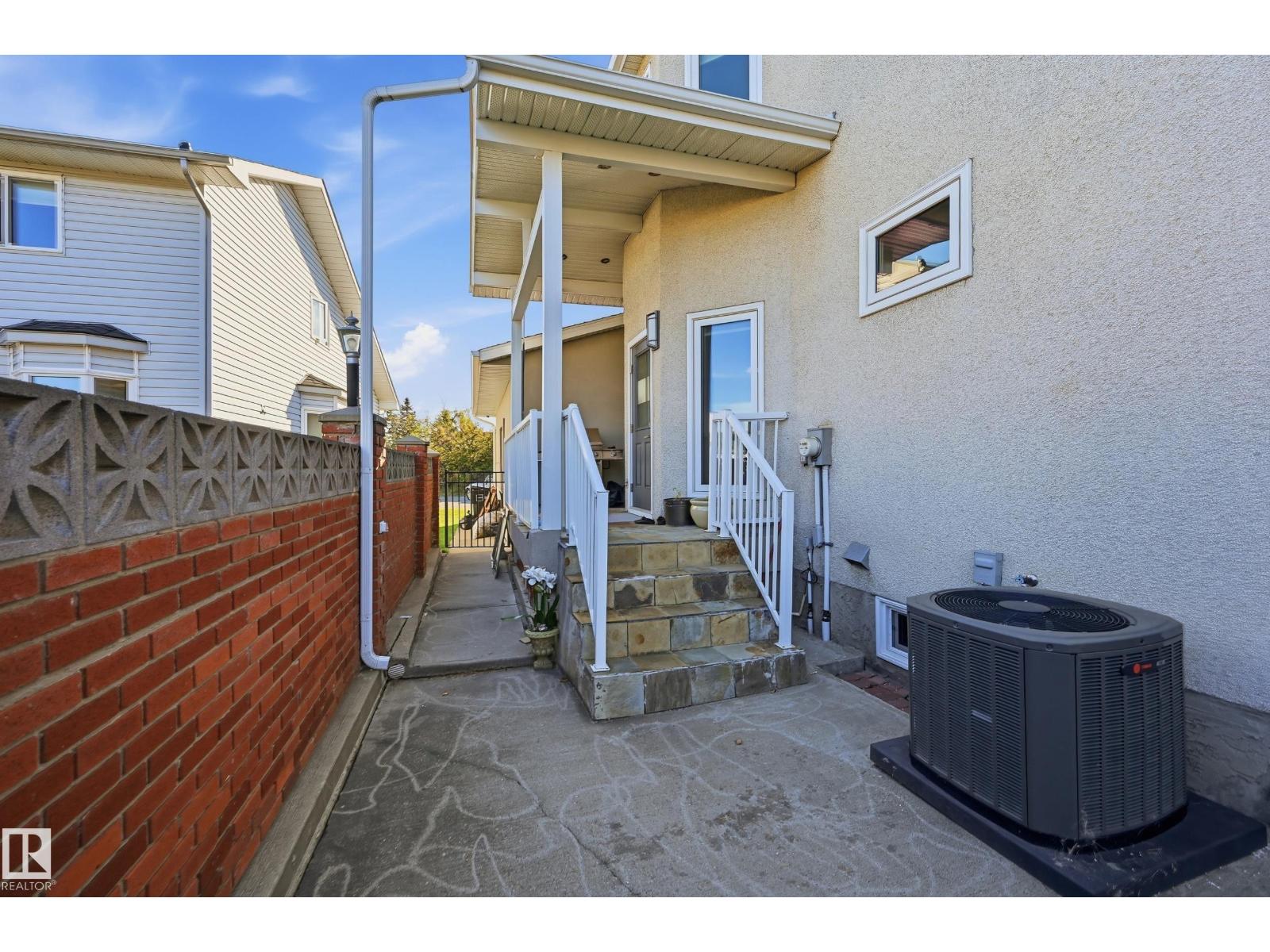 7708 158 AV NW - Image 42