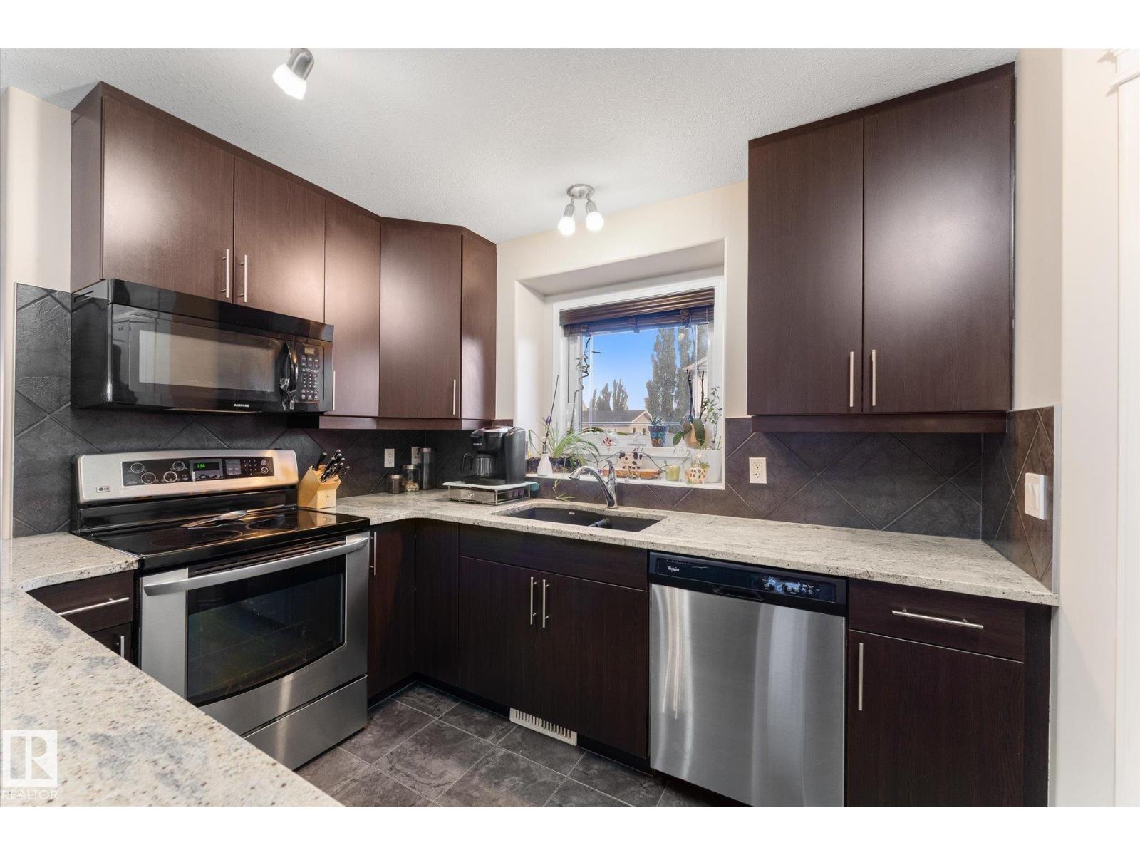21304 59 AV NW - Image 13