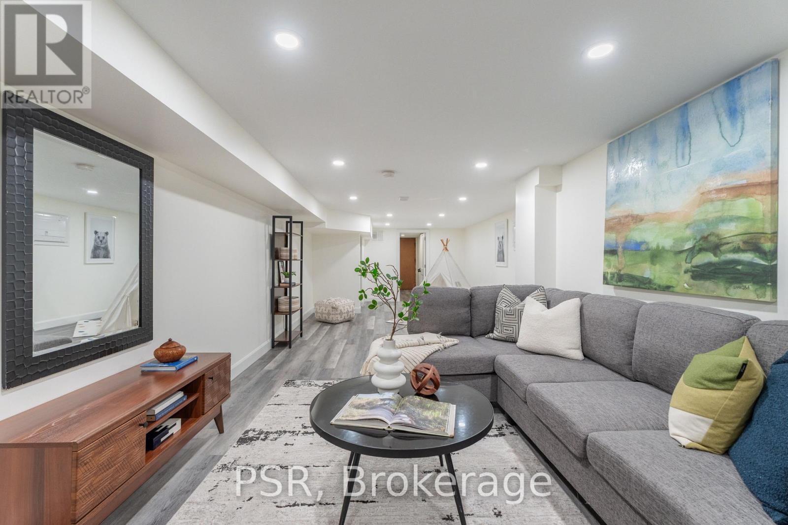 1045 OSSINGTON AVENUE - 33