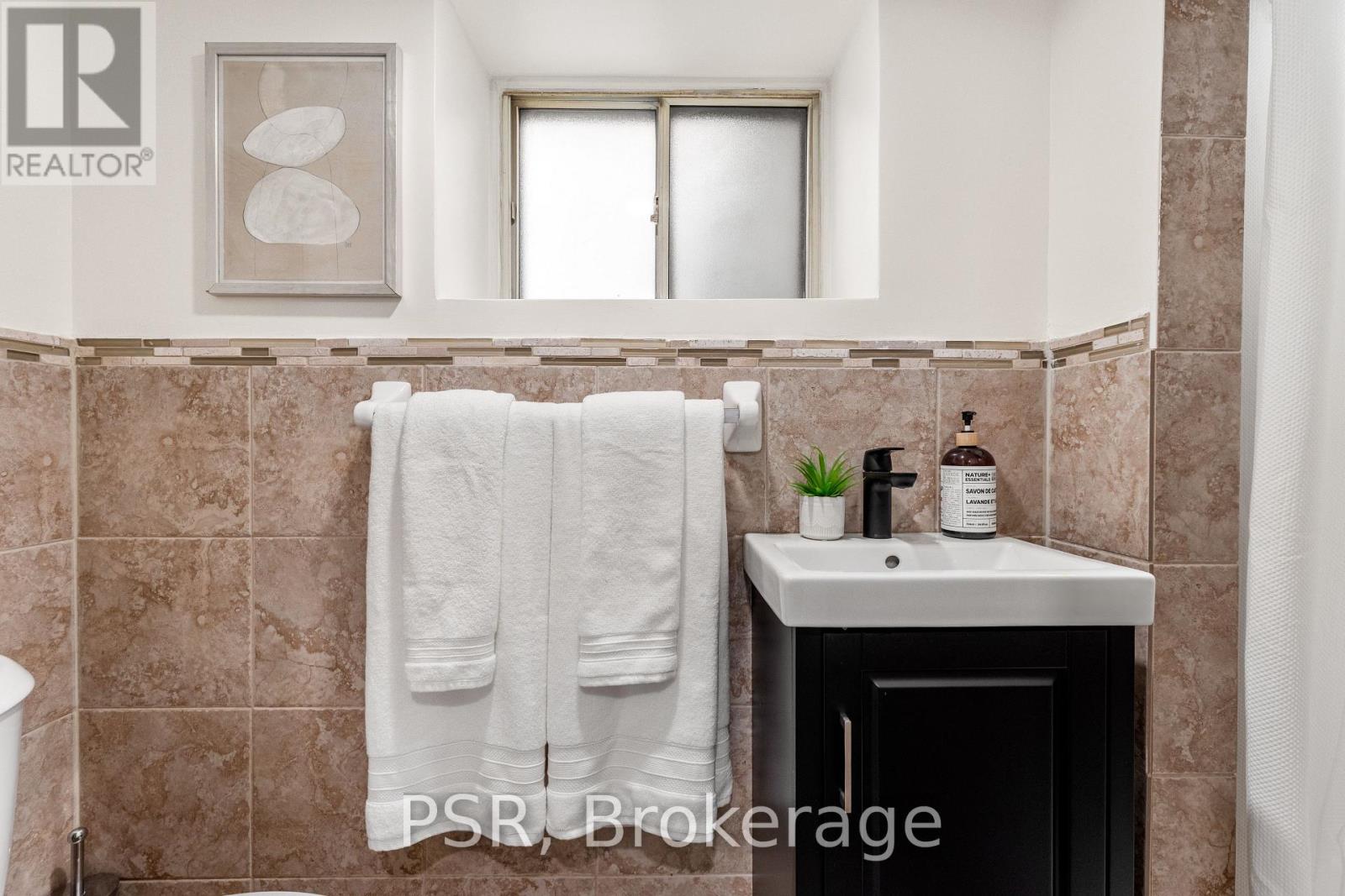 1045 OSSINGTON AVENUE - Image 38