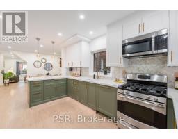 1045 Ossington Avenue, Toronto, ON M6G3V9 Photo 12