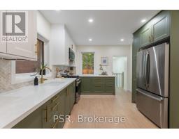 1045 Ossington Avenue, Toronto, ON M6G3V9 Photo 14