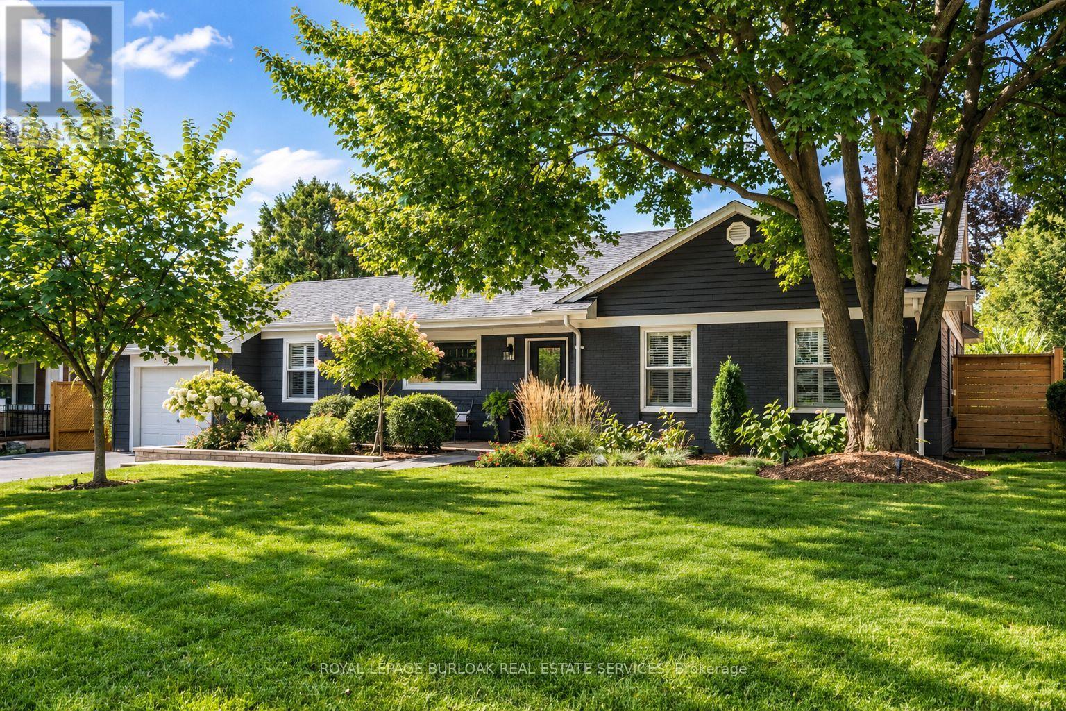 Photo of 896 EAGLE DRIVE