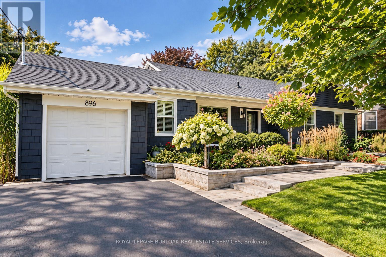 Photo of 896 EAGLE DRIVE