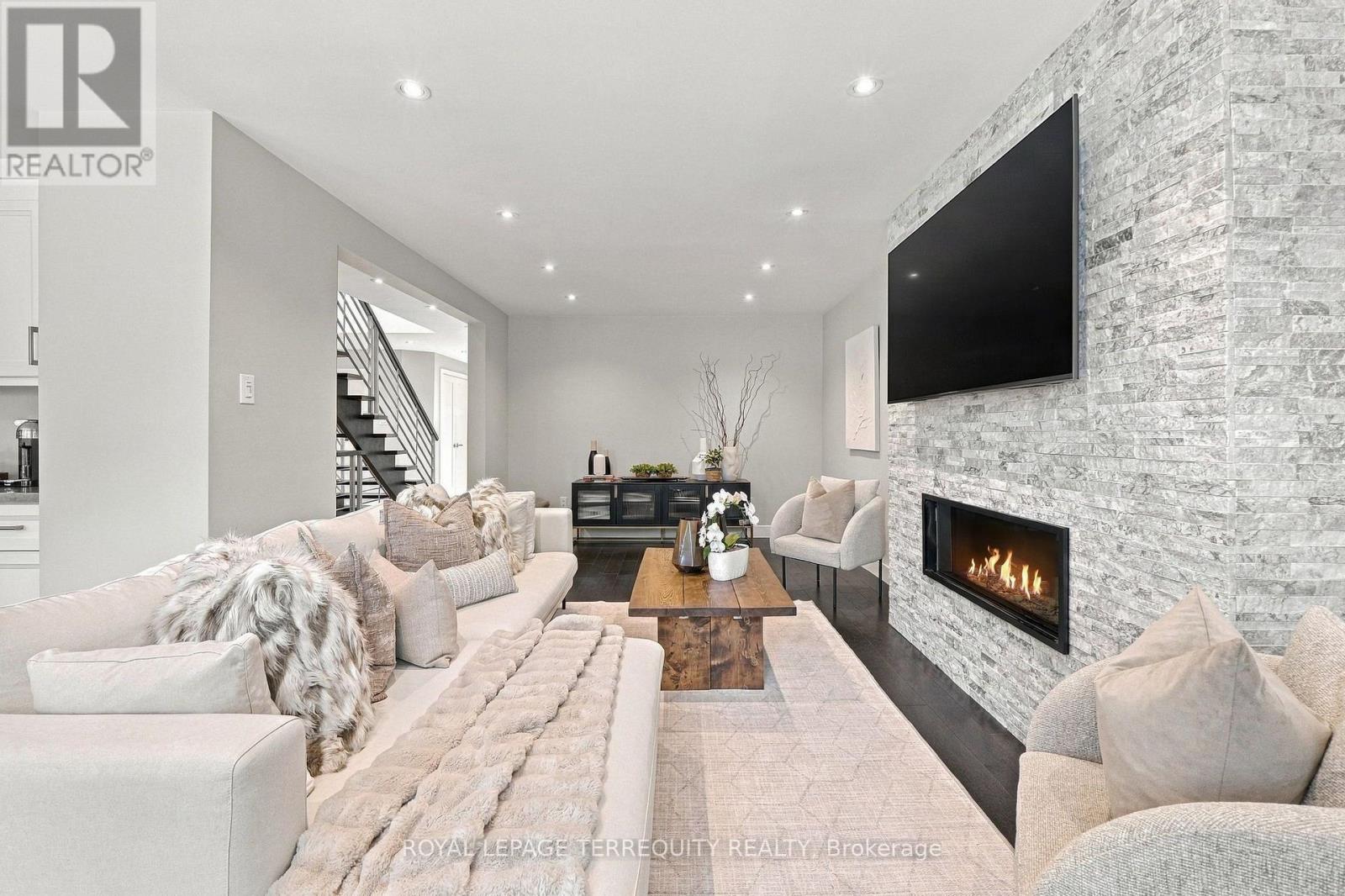 3956 CHADBURN CRESCENT, Mississauga (Erin Mills) — photo 9