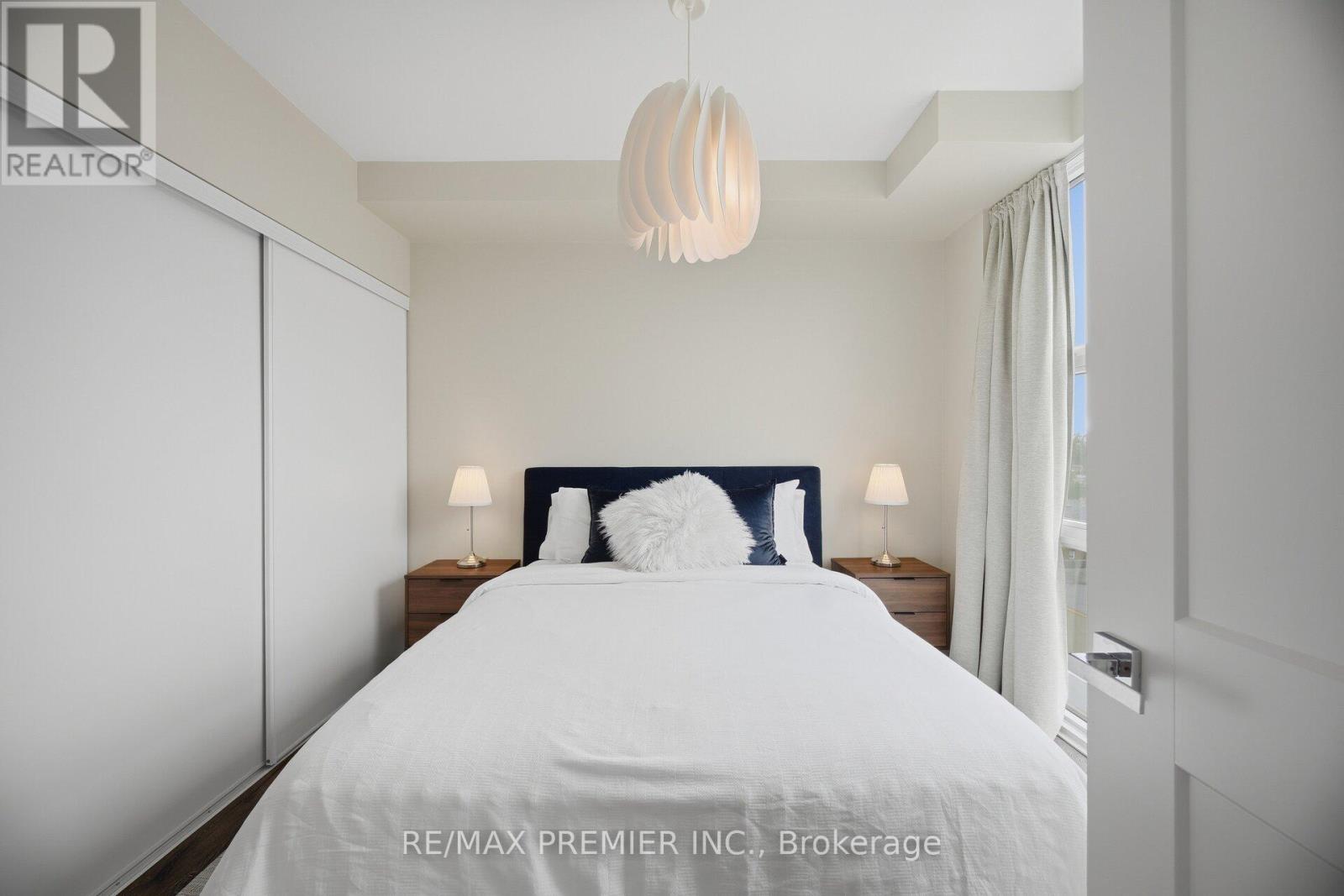 #610 1787 ST. CLAIR AVENUE - 16