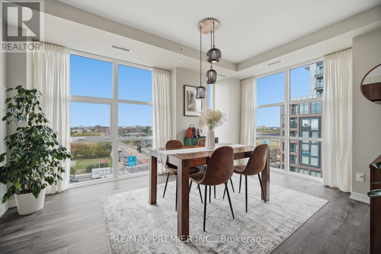 Photo of 610 - 1787 ST. CLAIR AVENUE