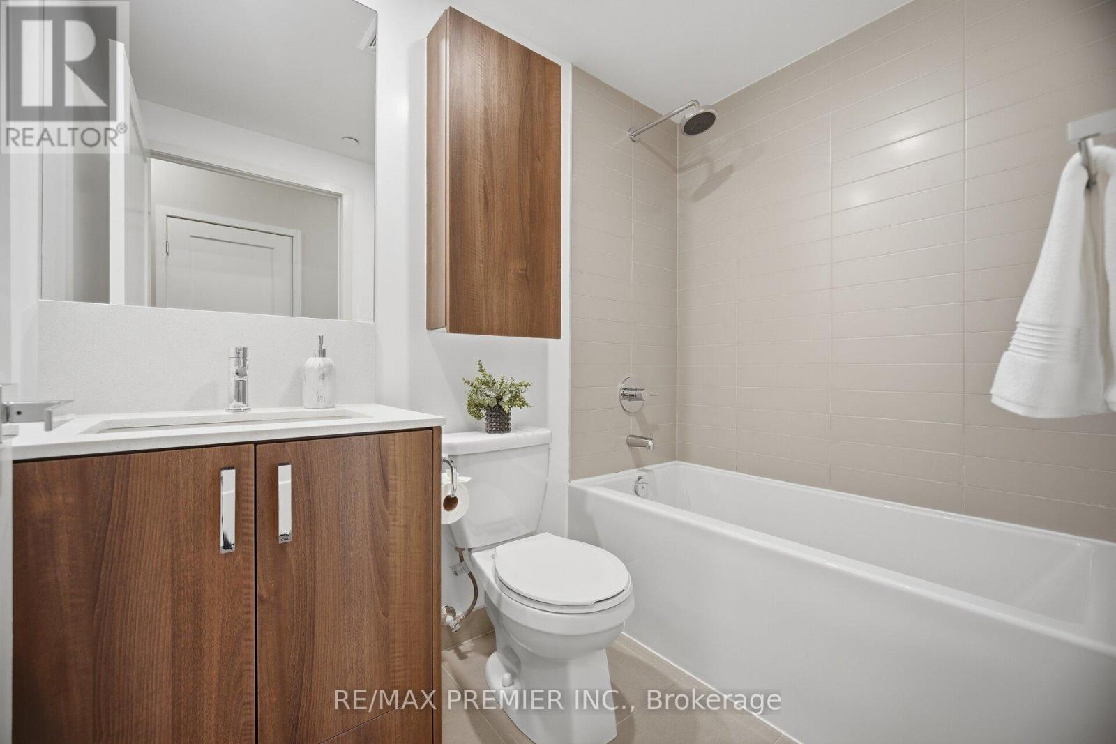 #610 1787 ST. CLAIR AVENUE - 25