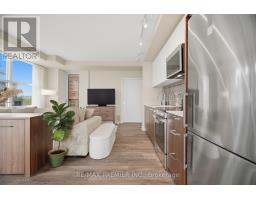 610 - 1787 St. Clair Avenue, Toronto, ON M6N0B7 Photo 6