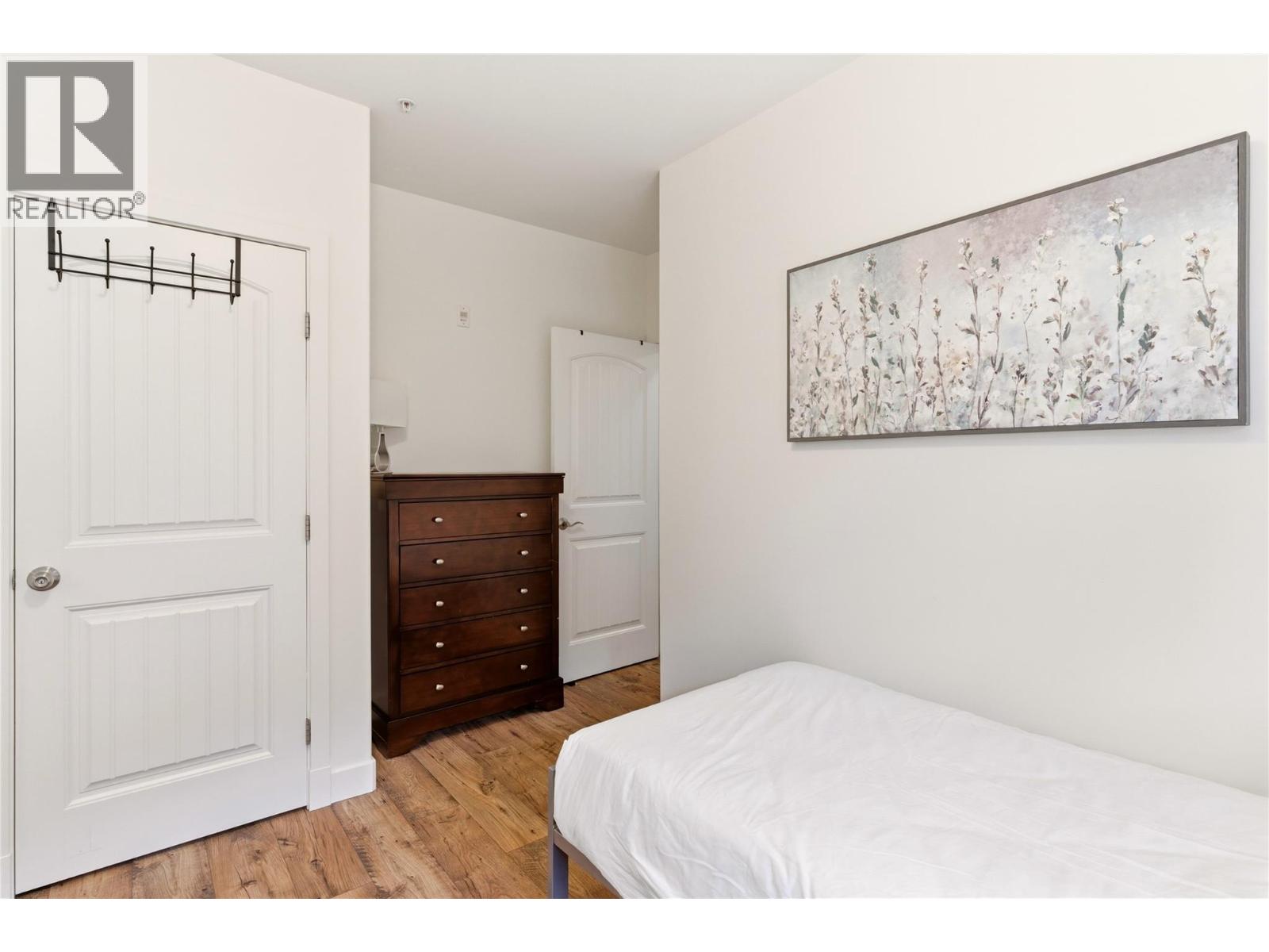 #7305 4024 Pritchard Drive - 25