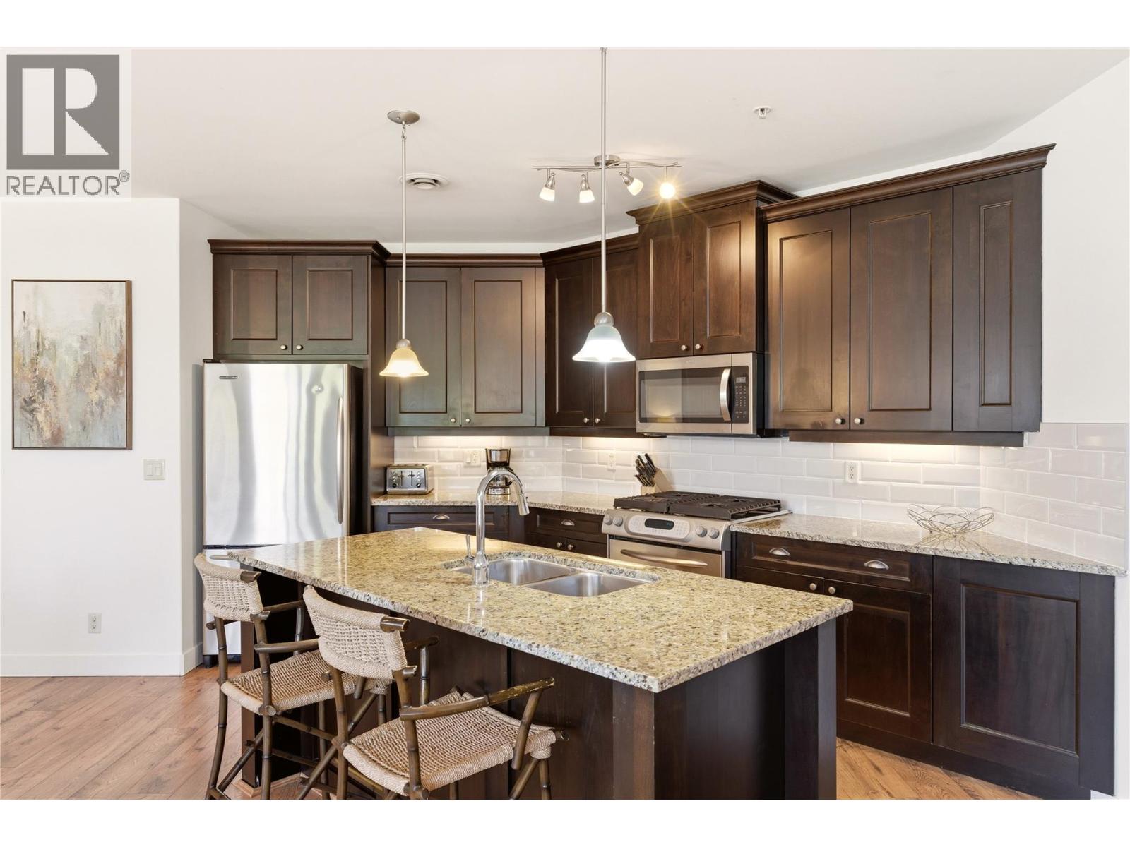 #7305 4024 Pritchard Drive - 7