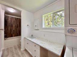 123 Saskatchewan Highway E, Gladstone, MB R0J0T0 Photo 6