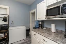 337 Bannerman Avenue, Winnipeg, MB R2W0V1 Photo 9
