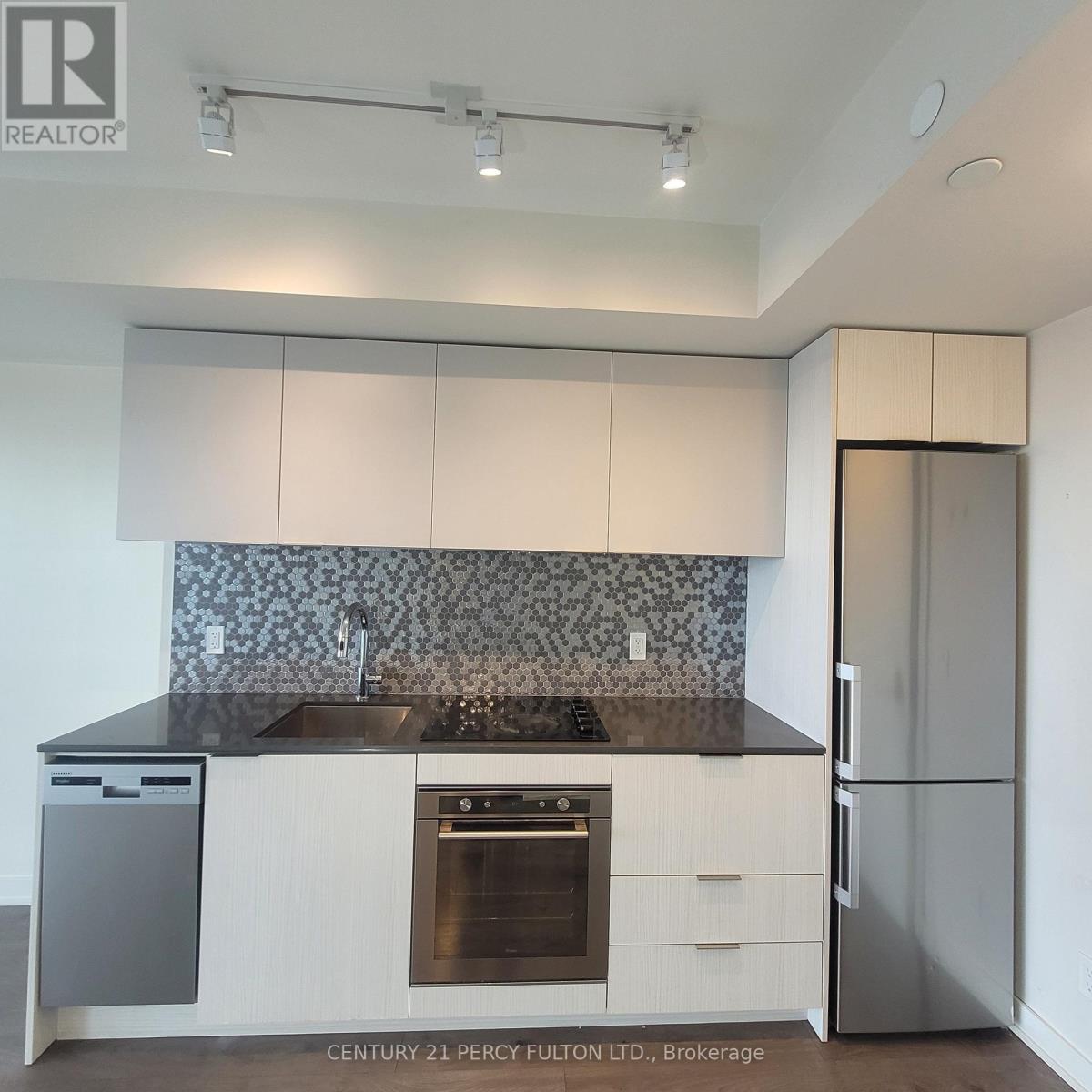 Photo of 1508 - 2 SONIC WAY