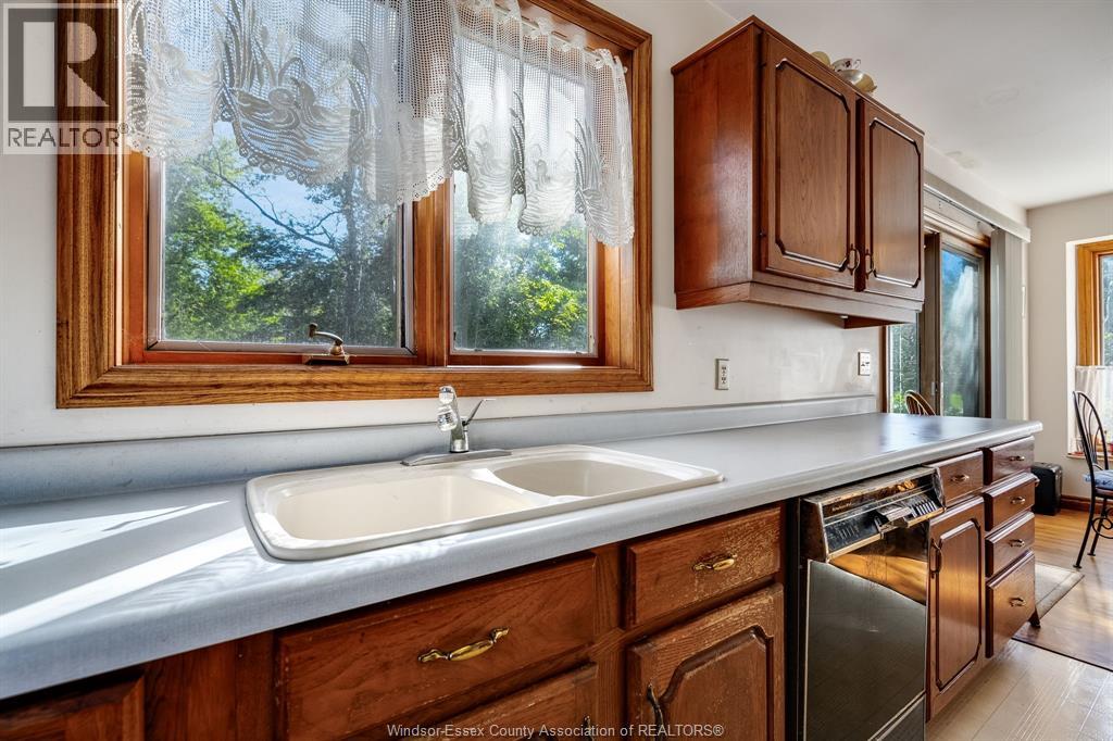 936 Twin Gables DRIVE - 15