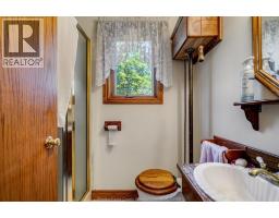 936 Twin Gables Drive, Harrow, ON N0R1G0 Photo 27