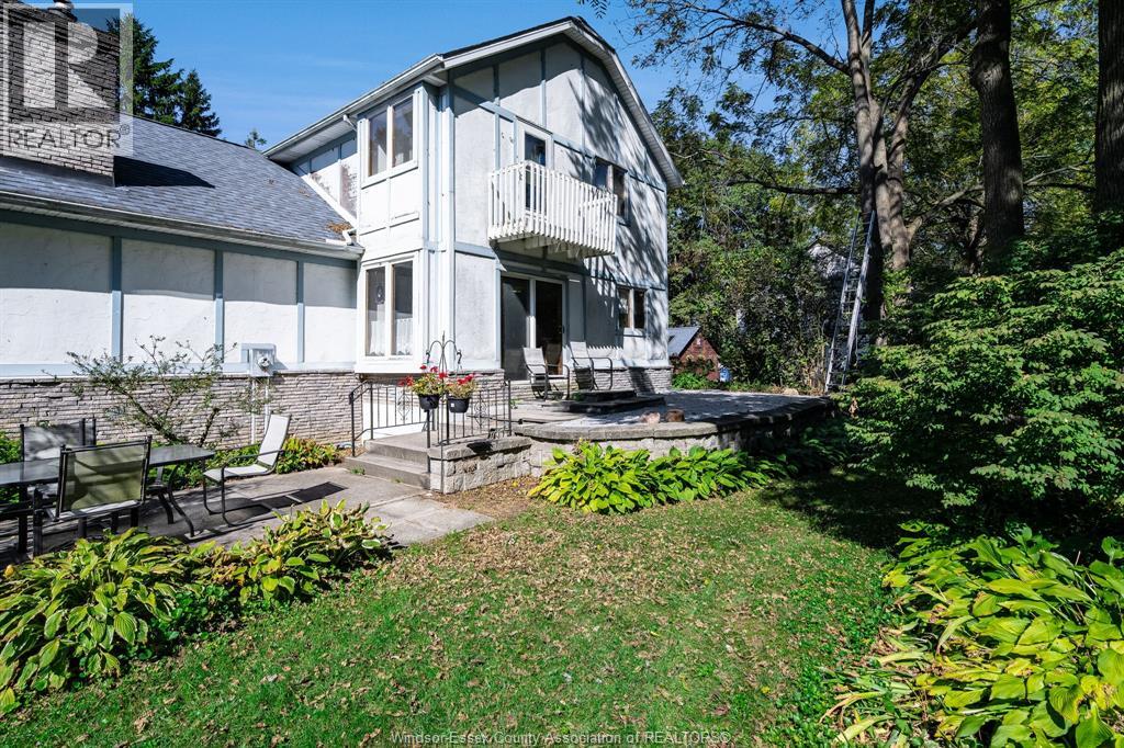936 Twin Gables DRIVE - Image 18